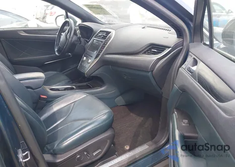 2019 Lincoln Mkc Reserve from USA, damaged, VIN 5LMCJ3C94KUL22859